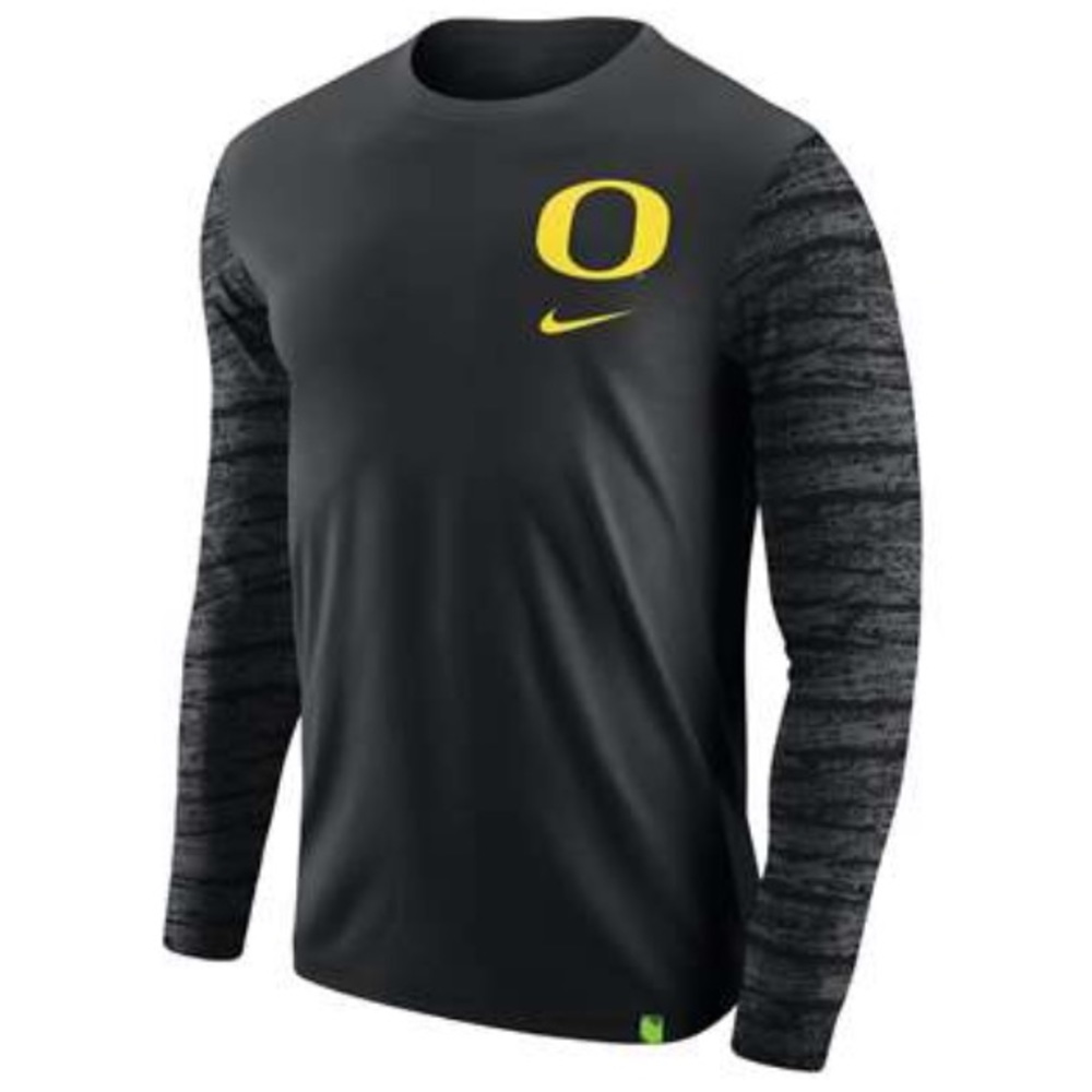 Nike Oregon Ducks Enzyme Pattern tee